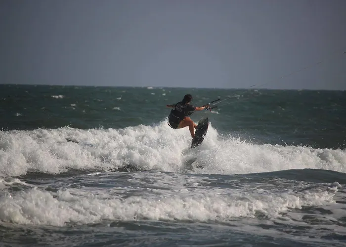 Couette-café Source Kiteboarding/lodge 2*